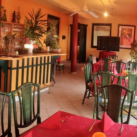 Hotel Restaurant Rosengarten 3*