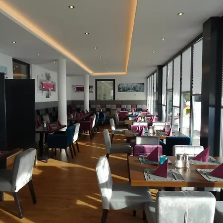 玫瑰园餐厅酒店 3*