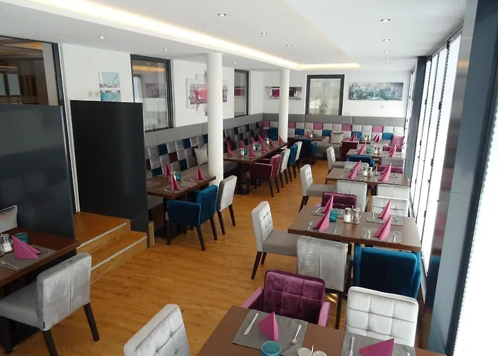 Hotel Restaurant Rosengarten 3*